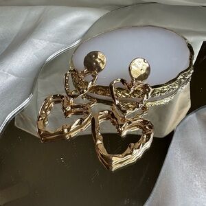 Very beautiful cull Gold Heart Drop Earrings